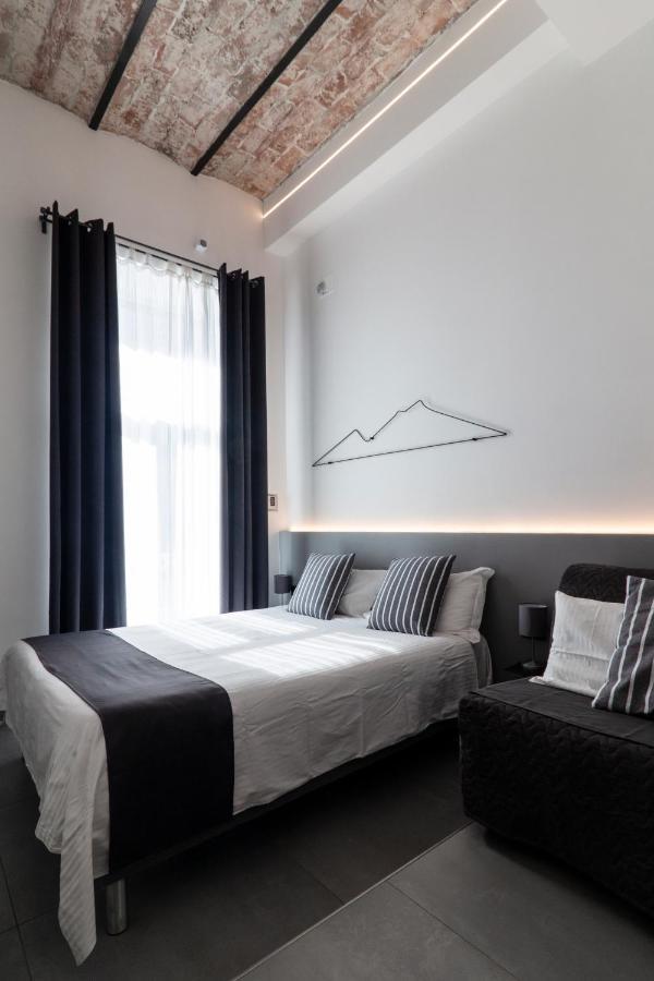 Vesucharme Suite Luxury Room Neapel Exterior foto