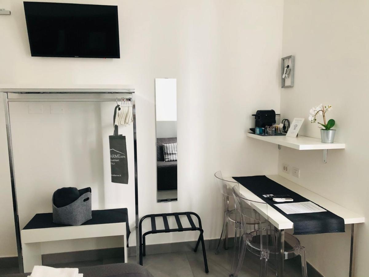 Vesucharme Suite Luxury Room Neapel Exterior foto