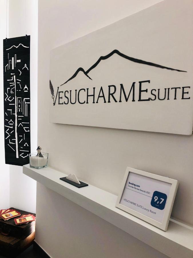Vesucharme Suite Luxury Room Neapel Exterior foto