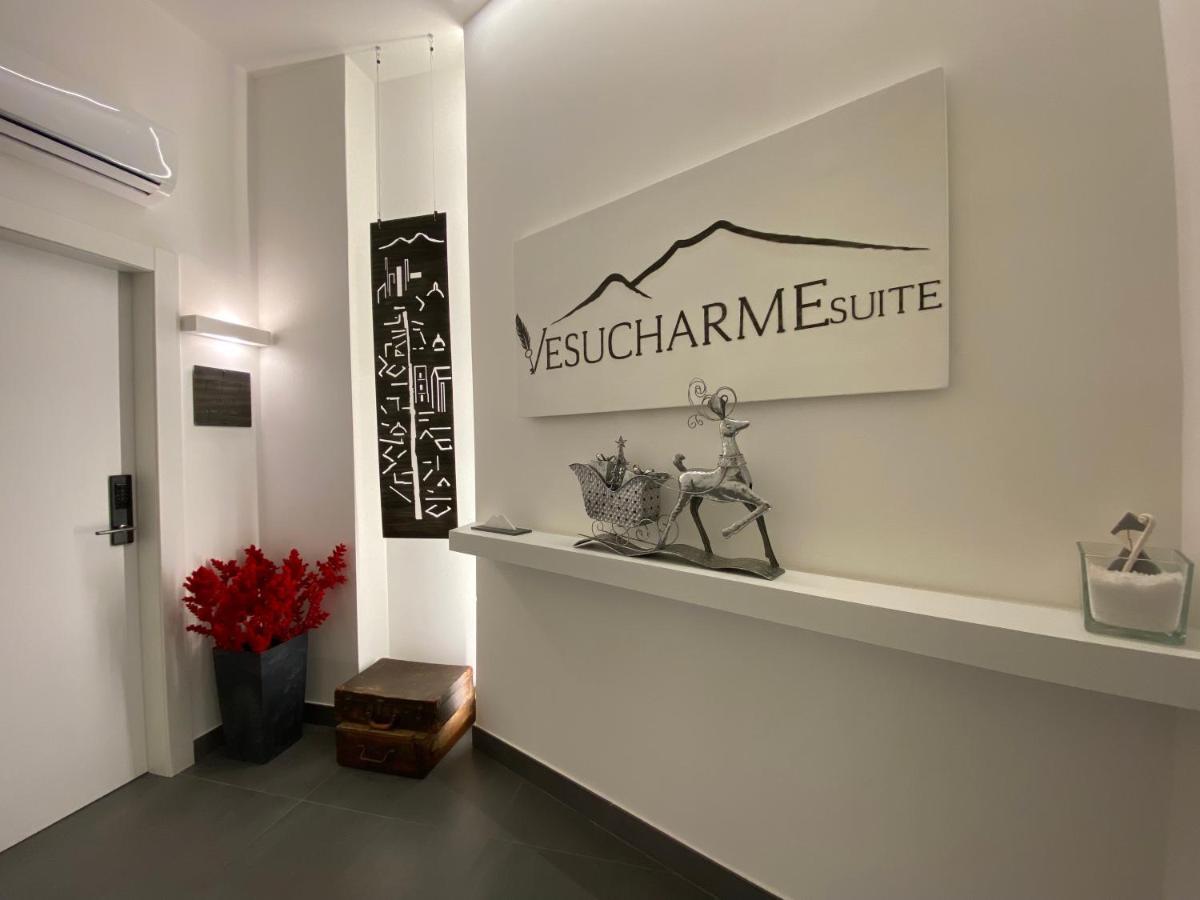 Vesucharme Suite Luxury Room Neapel Exterior foto