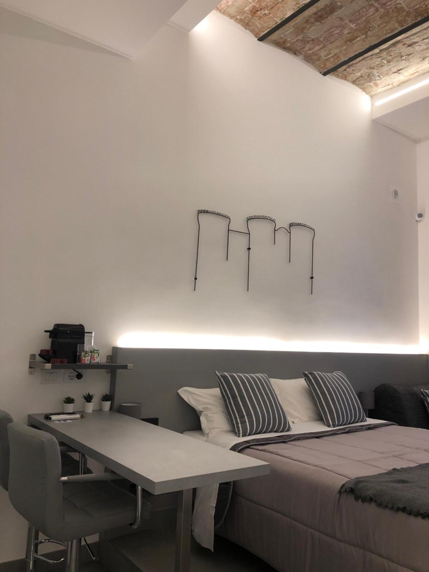 Vesucharme Suite Luxury Room Neapel Exterior foto
