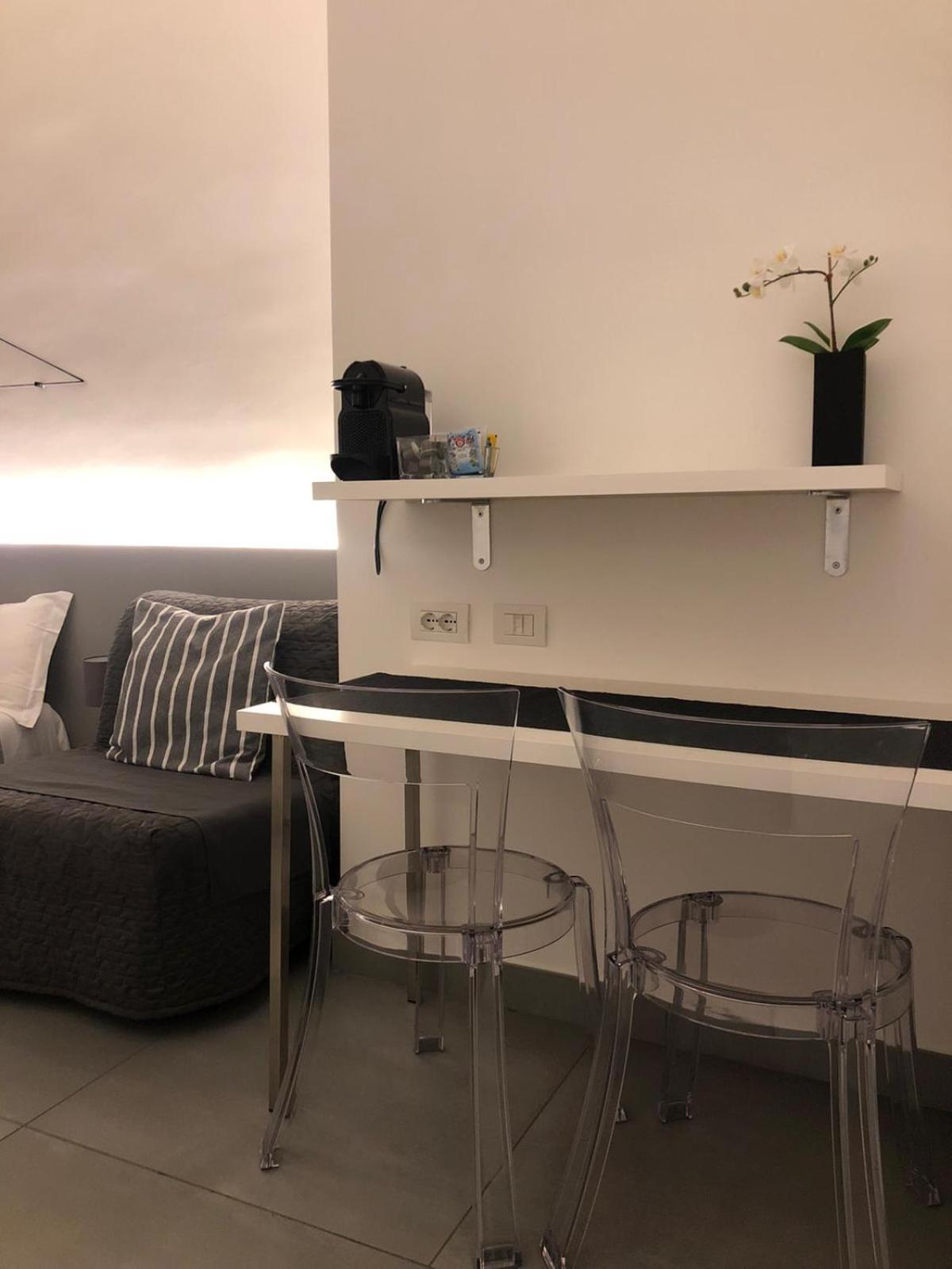 Vesucharme Suite Luxury Room Neapel Exterior foto