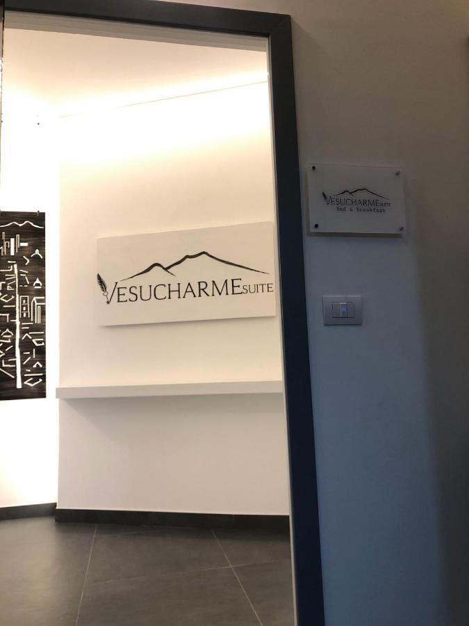 Vesucharme Suite Luxury Room Neapel Exterior foto