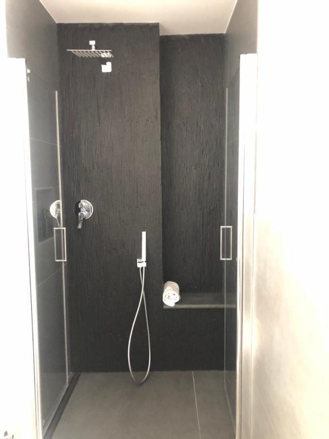 Vesucharme Suite Luxury Room Neapel Exterior foto