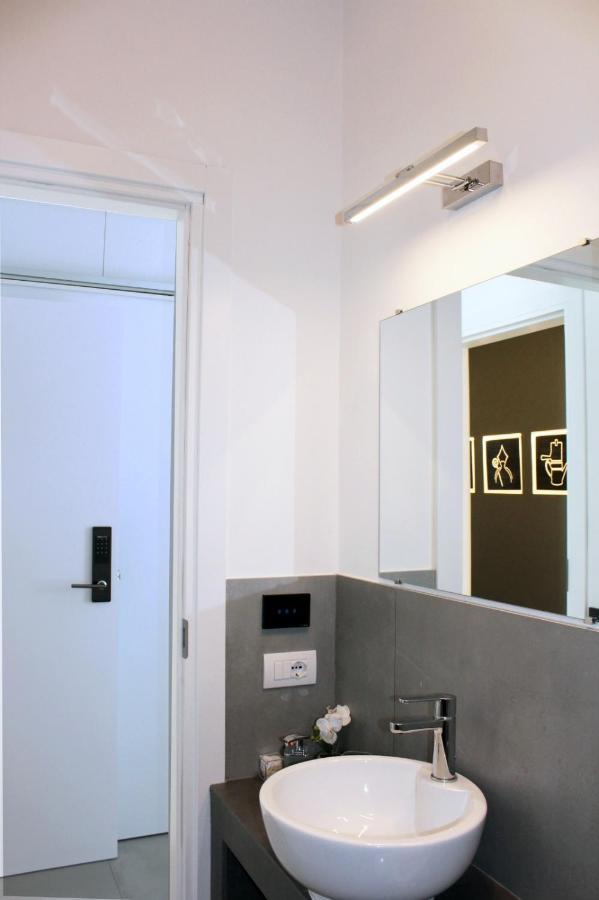 Vesucharme Suite Luxury Room Neapel Exterior foto